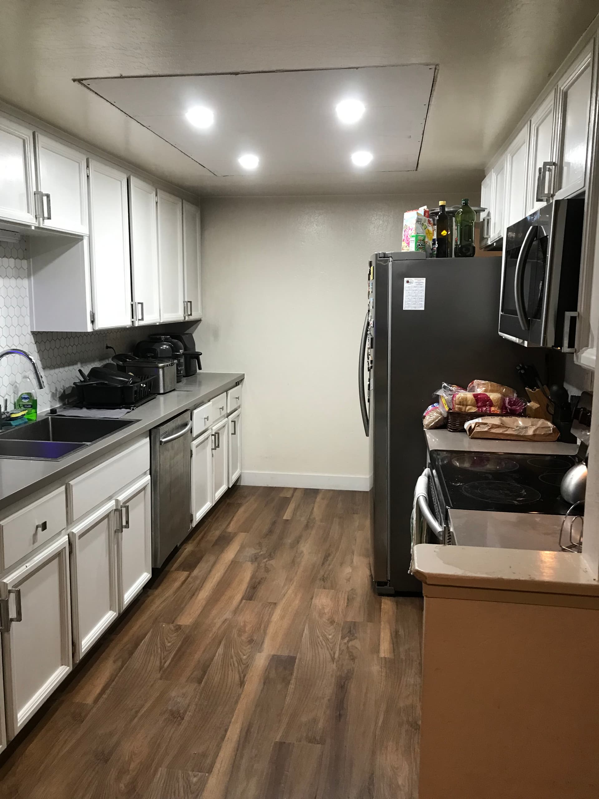Gallery photos for Kitchen Recessed Lighting Upgrade Done Right: Image #1