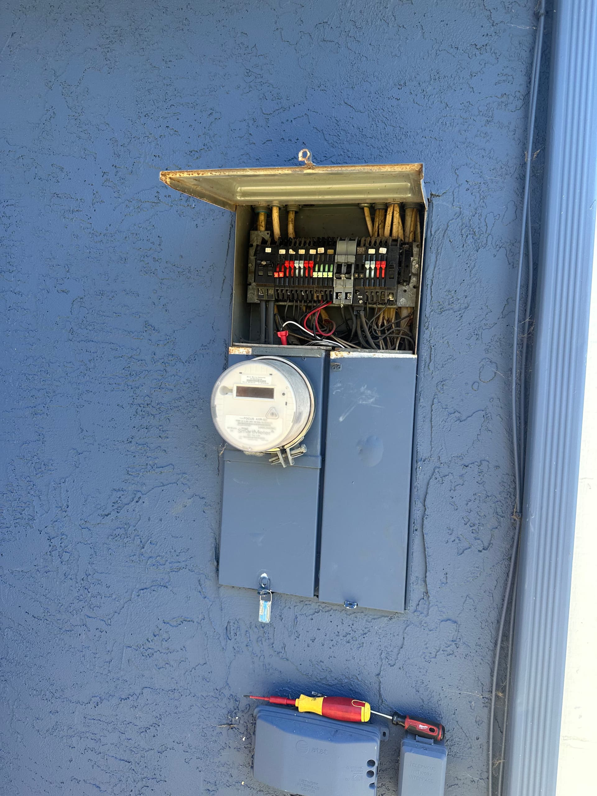 Zinsco Panel Replaced Same Day - Here's Why It Couldn't Wait image
